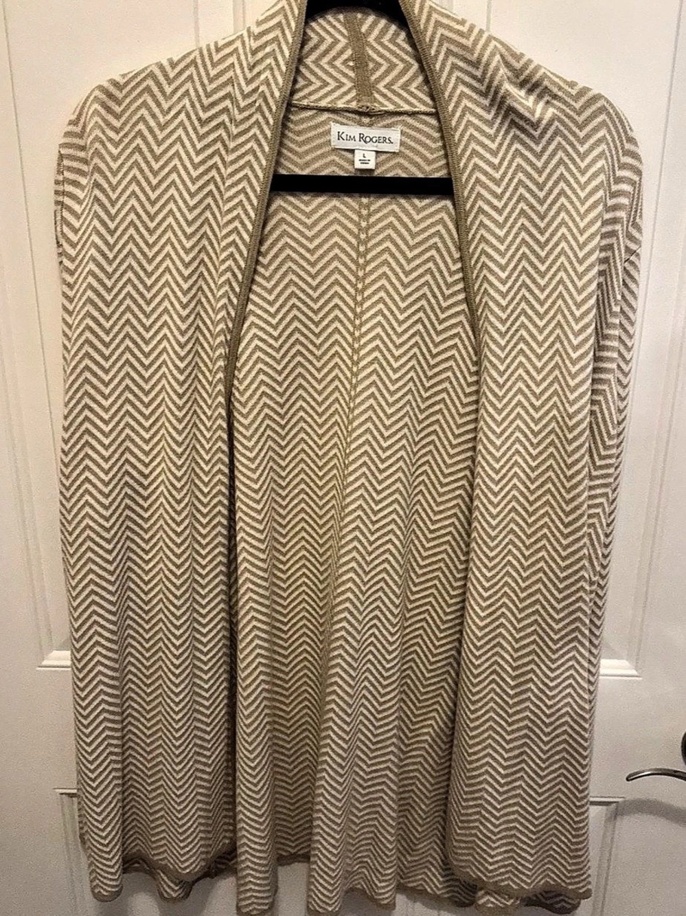 Kim Rogers Chevron Cardigan in Tan & White Size Large